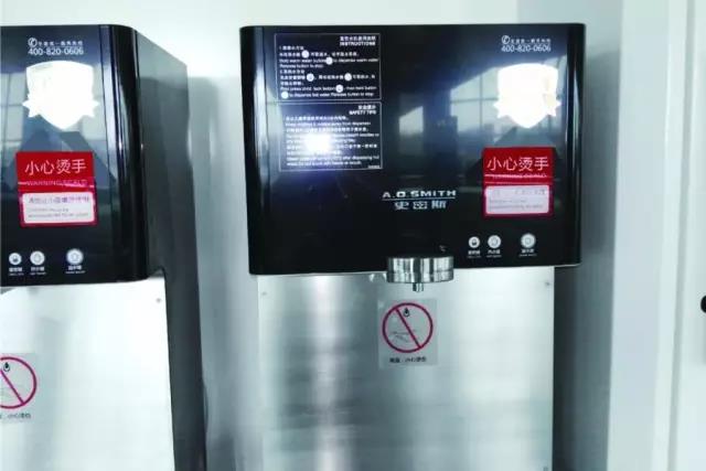 190052694.jpg 190052694.jpg